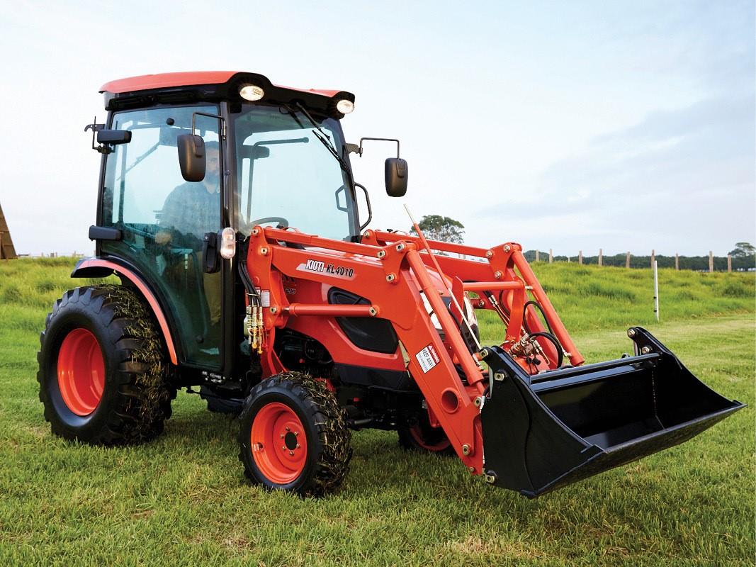 Kioti CK4220 (CAB) Compact Tractors